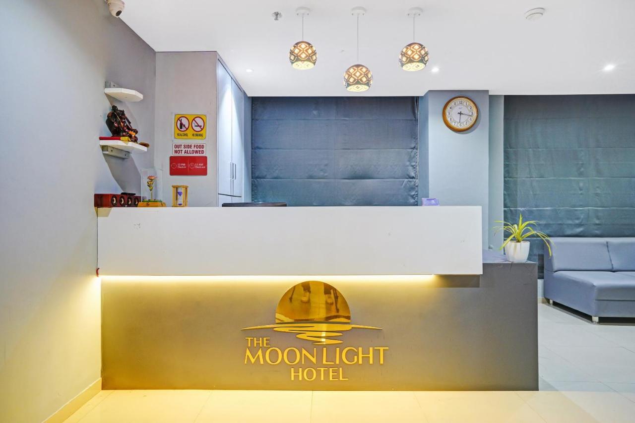 Oyo Flagship 77710 The Moon Light Hotel Bhatha Bagian luar foto